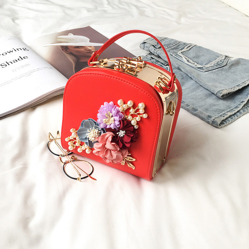 Flower Metal Gold Clip Small Square Handbag